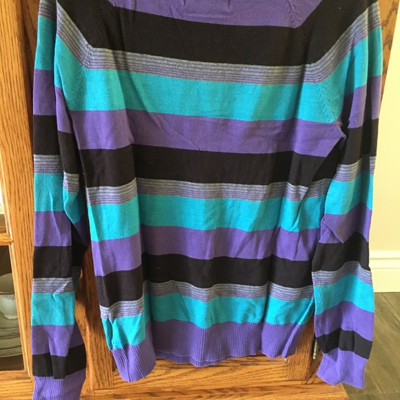Striped sweater - Picture 2 of 2